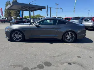 2015 Ford Mustang EcoBoost