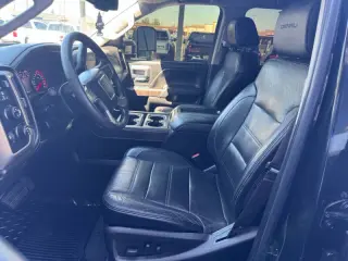 2015 GMC Sierra 2500HD Denali