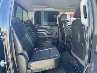 2015 GMC Sierra 2500HD Denali