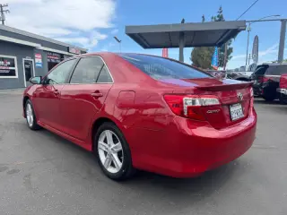 2014 Toyota Camry SE