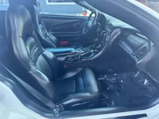 2004 Chevrolet Corvette