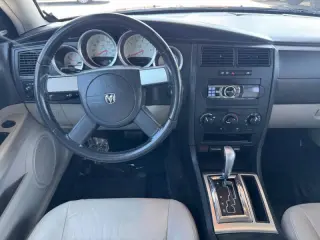 2005 Dodge Magnum RT