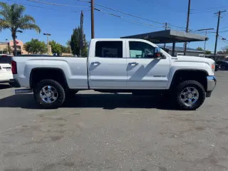 2015 GMC Sierra 2500HD SLT