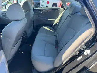 2013 Hyundai Sonata Hybrid Limited