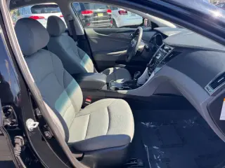 2013 Hyundai Sonata Hybrid Limited