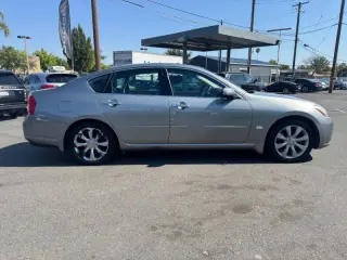 2007 Infiniti M35