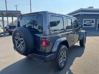2025 Jeep Wrangler Sahara