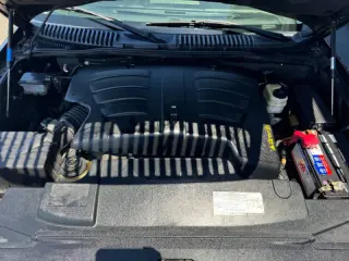 2005 Lincoln Aviator Luxury