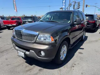 2005 Lincoln Aviator Luxury