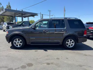 2005 Lincoln Aviator Luxury