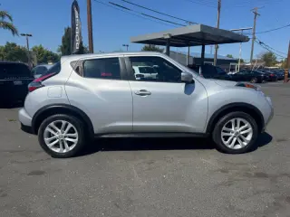 2015 Nissan JUKE S