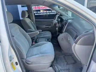 2006 Toyota Sienna CE 7 Passenger