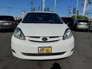 2006 Toyota Sienna CE 7 Passenger