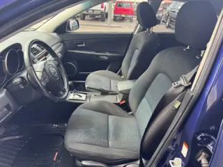 2005 Mazda MAZDA3 s