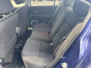 2005 Mazda MAZDA3 s