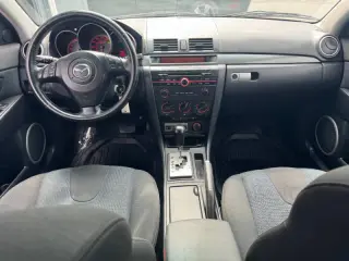 2005 Mazda MAZDA3 s
