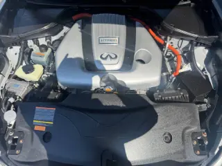 2012 Infiniti M35h