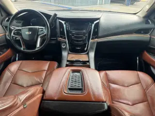 2016 Cadillac Escalade Premium Collection