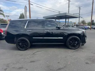 2016 Cadillac Escalade Premium Collection