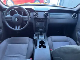 2008 Ford Mustang V6 Deluxe