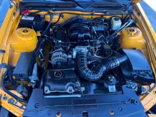 2008 Ford Mustang V6 Deluxe