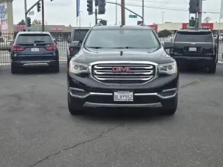 2017 GMC Acadia SLE-2