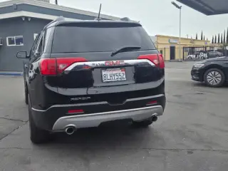 2017 GMC Acadia SLE-2