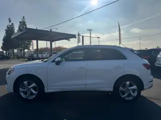 2021 Audi Q3 quattro Premium 40 TFSI