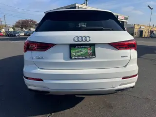 2021 Audi Q3 quattro Premium 40 TFSI