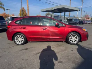 2013 Subaru Impreza 2.0i Premium