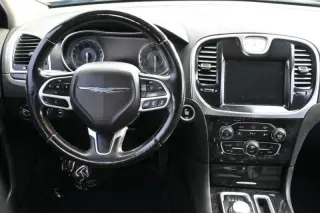 2017 Chrysler 300 C