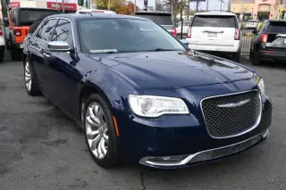 2017 Chrysler 300 C