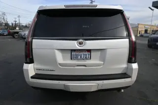 2015 Cadillac Escalade Luxury