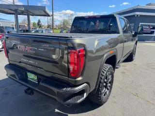 2023 GMC Sierra 2500HD AT4