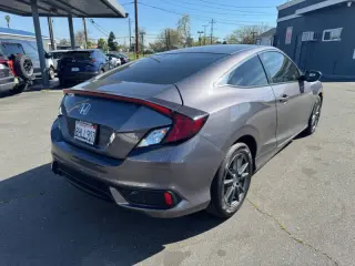 2018 Honda Civic LX-P