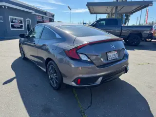 2018 Honda Civic LX-P