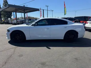 2016 Dodge Charger SXT