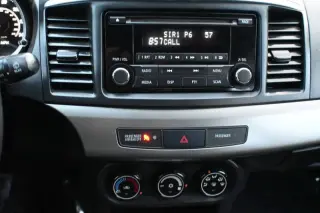 2014 Mitsubishi Lancer Sportback ES