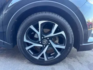 2018 Toyota C-HR XLE