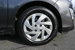 2015 Toyota Prius c Four