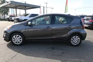 2015 Toyota Prius c Four