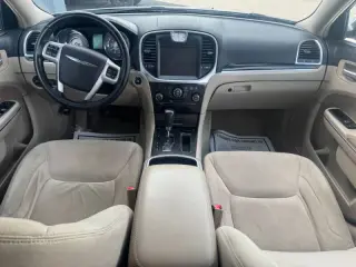 2011 Chrysler 300