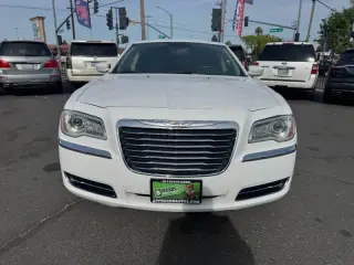 2011 Chrysler 300