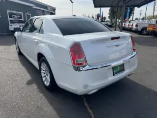 2011 Chrysler 300