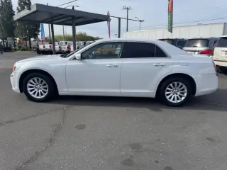 2011 Chrysler 300