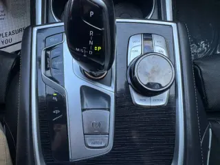 2016 BMW 7 Series 750i