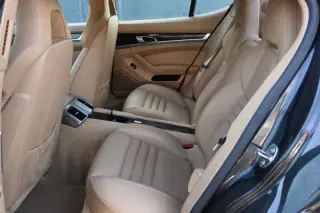 2010 Porsche Panamera 4S