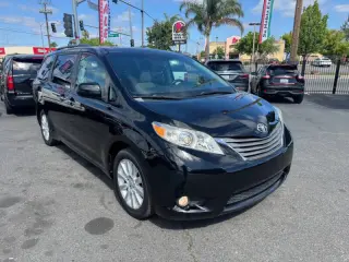 2011 Toyota Sienna XLE 7-Passenger