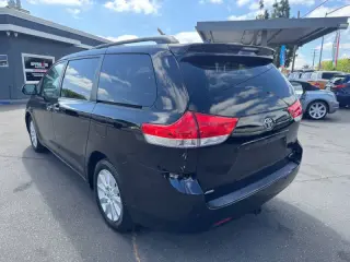2011 Toyota Sienna XLE 7-Passenger