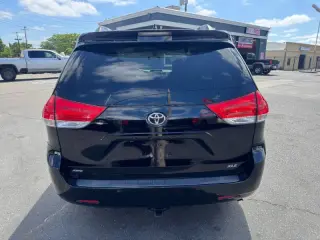 2011 Toyota Sienna XLE 7-Passenger